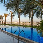 Maison Privee - Exclusive Villa With Private Pool, Garden & Beach
